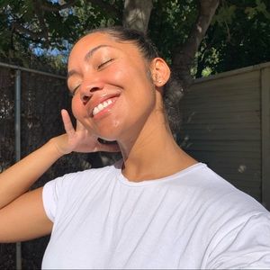 Meet your Posher, Jade